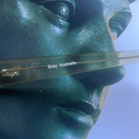 Quay Australia mirror lenses sunglasses - Picture 7 of 8